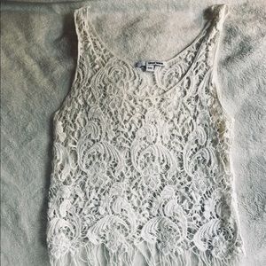 🌻SOLD🌻 Lace fringe tank
